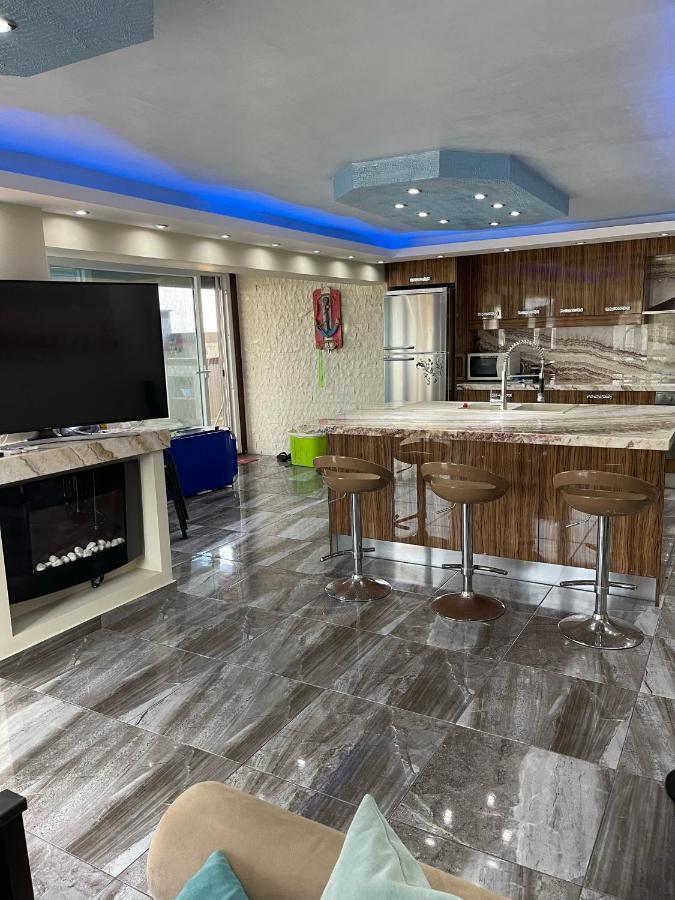 Luxury Apartment First Line Sea By Makhome Messagala Néa Meságkala Esterno foto